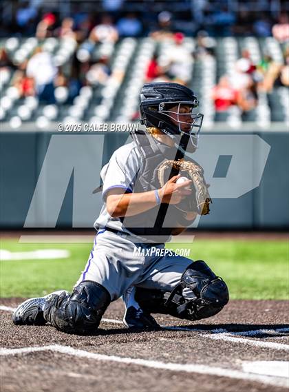 Thumbnail 1 in American Fork vs. Lehi (UHSAA 6A Championship Game 1) photogallery.