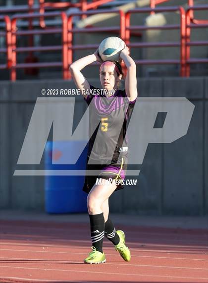 Thumbnail 2 in Copperas Cove vs. Richardson (Duncanville Classic) photogallery.