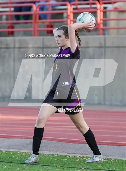 Thumbnail 3 in Copperas Cove vs. Richardson (Duncanville Classic) photogallery.