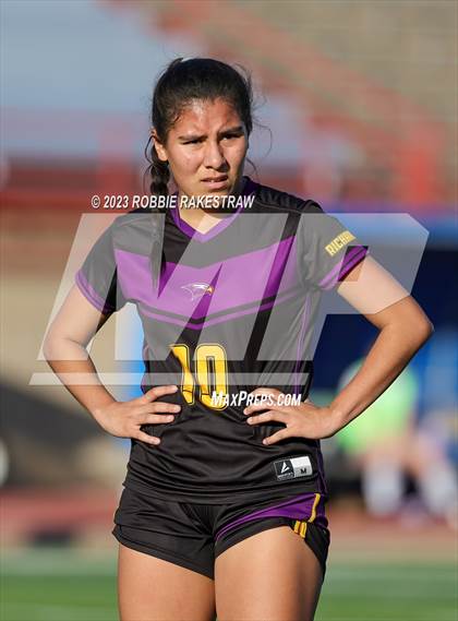 Thumbnail 1 in Copperas Cove vs. Richardson (Duncanville Classic) photogallery.