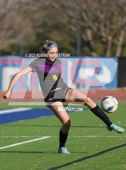 Thumbnail 2 in Copperas Cove vs. Richardson (Duncanville Classic) photogallery.