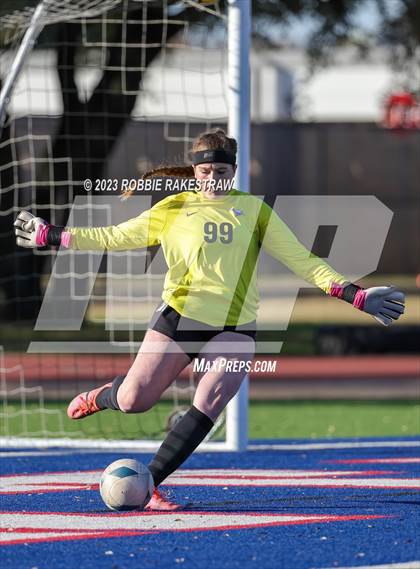Thumbnail 2 in Copperas Cove vs. Richardson (Duncanville Classic) photogallery.