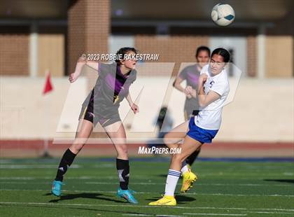 Thumbnail 2 in Copperas Cove vs. Richardson (Duncanville Classic) photogallery.