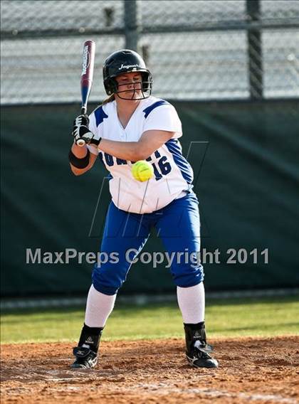 Thumbnail 2 in Mansfield Summit vs. L.D. Bell (Mansfield Tournament) photogallery.