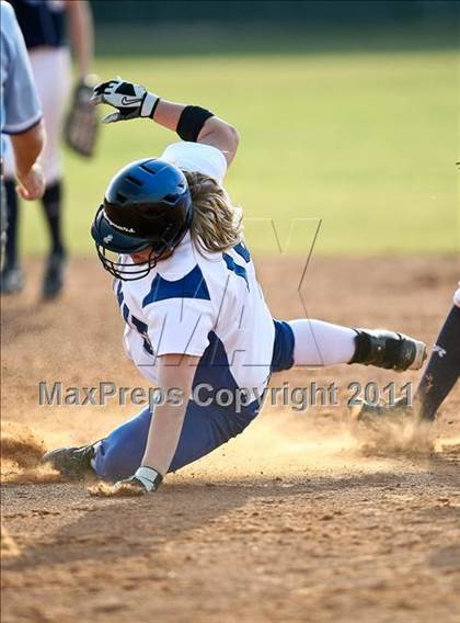 Thumbnail 2 in Mansfield Summit vs. L.D. Bell (Mansfield Tournament) photogallery.