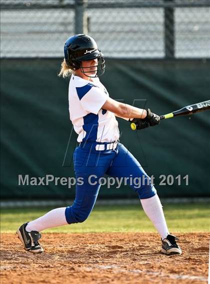 Thumbnail 1 in Mansfield Summit vs. L.D. Bell (Mansfield Tournament) photogallery.