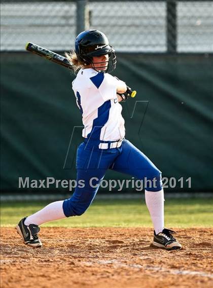 Thumbnail 2 in Mansfield Summit vs. L.D. Bell (Mansfield Tournament) photogallery.