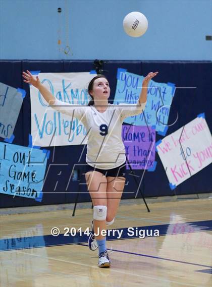 Thumbnail 1 in Oakmont vs. Golden Valley (CIF SJS D2 Playoffs) photogallery.