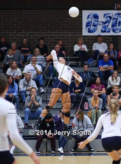 Thumbnail 3 in Oakmont vs. Golden Valley (CIF SJS D2 Playoffs) photogallery.
