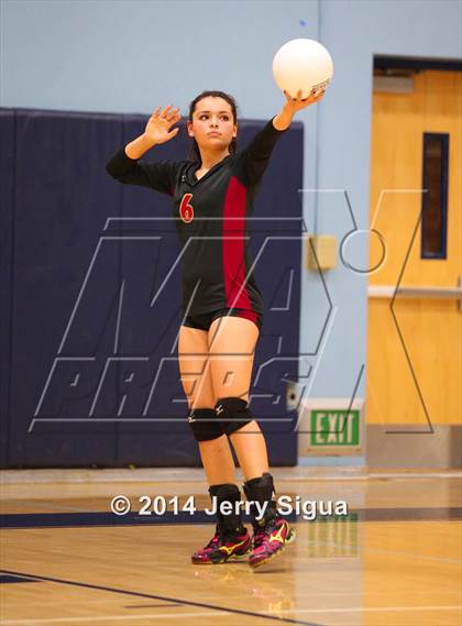 Thumbnail 2 in Oakmont vs. Golden Valley (CIF SJS D2 Playoffs) photogallery.