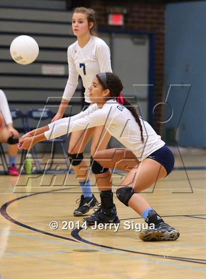 Thumbnail 3 in Oakmont vs. Golden Valley (CIF SJS D2 Playoffs) photogallery.