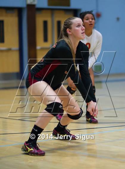 Thumbnail 1 in Oakmont vs. Golden Valley (CIF SJS D2 Playoffs) photogallery.
