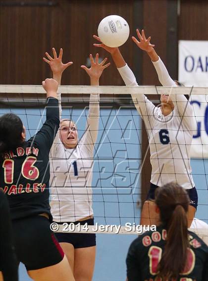 Thumbnail 2 in Oakmont vs. Golden Valley (CIF SJS D2 Playoffs) photogallery.