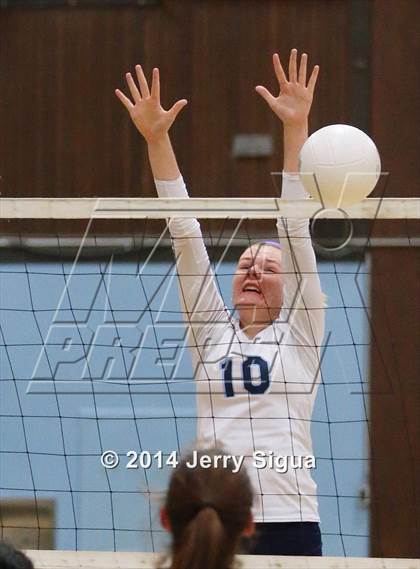 Thumbnail 2 in Oakmont vs. Golden Valley (CIF SJS D2 Playoffs) photogallery.