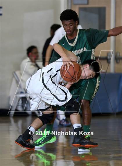 Thumbnail 2 in St. Monica vs. South Pasadena (D1 Bound So Cal Christmas Classic) photogallery.