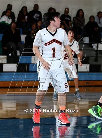 Thumbnail 2 in St. Monica vs. South Pasadena (D1 Bound So Cal Christmas Classic) photogallery.