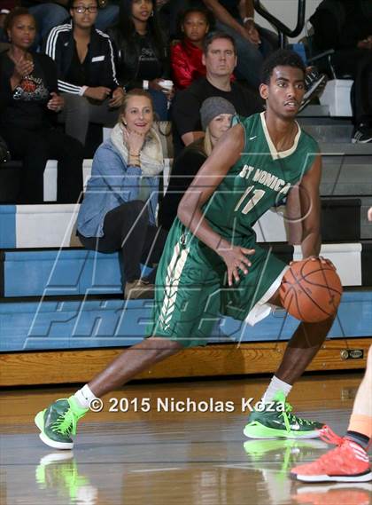 Thumbnail 2 in St. Monica vs. South Pasadena (D1 Bound So Cal Christmas Classic) photogallery.