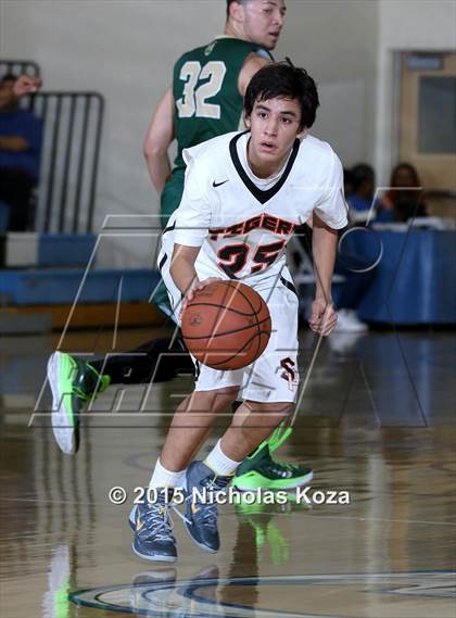 Thumbnail 3 in St. Monica vs. South Pasadena (D1 Bound So Cal Christmas Classic) photogallery.