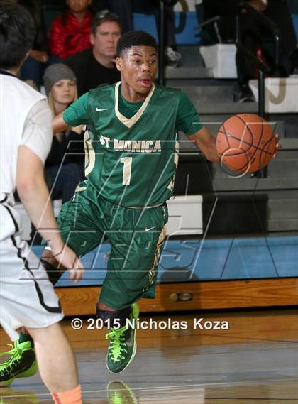 Thumbnail 2 in St. Monica vs. South Pasadena (D1 Bound So Cal Christmas Classic) photogallery.