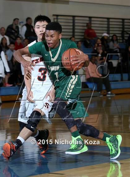Thumbnail 2 in St. Monica vs. South Pasadena (D1 Bound So Cal Christmas Classic) photogallery.