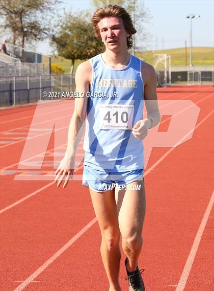 Thumbnail 3 in BVAL Boys Cross Country Championship photogallery.