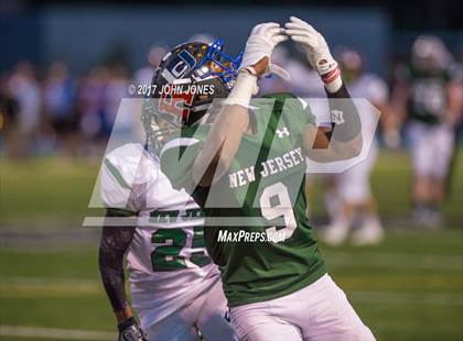 Thumbnail 1 in Phil Simms All-Star Classic (North vs. South) photogallery.