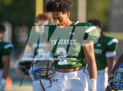 Thumbnail 2 in Phil Simms All-Star Classic (North vs. South) photogallery.