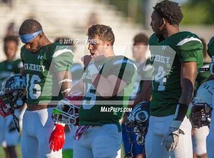 Thumbnail 2 in Phil Simms All-Star Classic (North vs. South) photogallery.