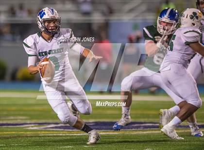 Thumbnail 2 in Phil Simms All-Star Classic (North vs. South) photogallery.