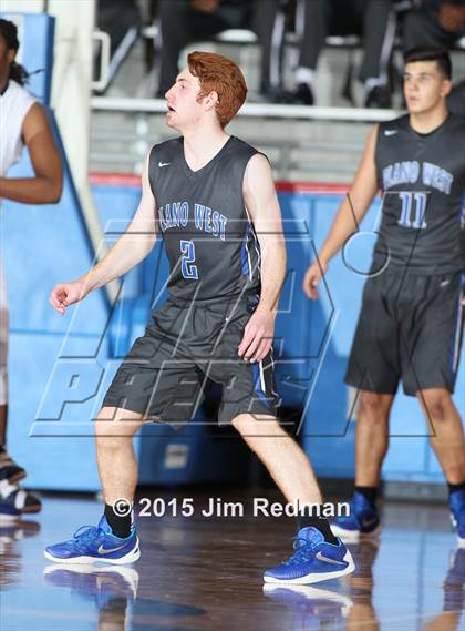 Thumbnail 3 in Plano West vs. Keller (Thanksgiving Hoopfest) photogallery.