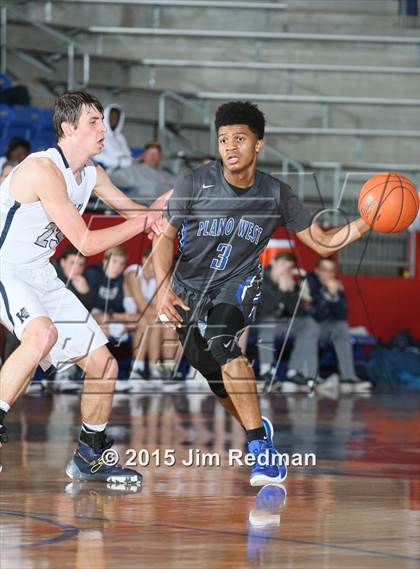 Thumbnail 1 in Plano West vs. Keller (Thanksgiving Hoopfest) photogallery.