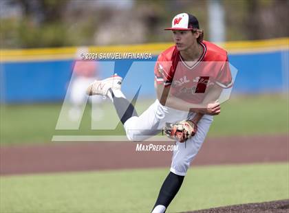 Thumbnail 3 in Omaha Westside vs. Lincoln East photogallery.
