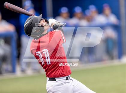 Thumbnail 2 in Omaha Westside vs. Lincoln East photogallery.