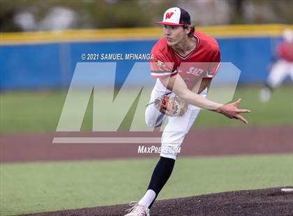Thumbnail 3 in Omaha Westside vs. Lincoln East photogallery.