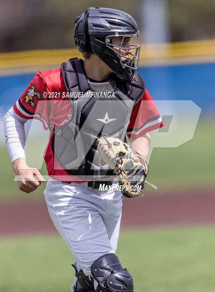 Thumbnail 3 in Omaha Westside vs. Lincoln East photogallery.