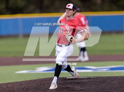Thumbnail 2 in Omaha Westside vs. Lincoln East photogallery.