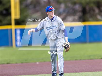 Thumbnail 1 in Omaha Westside vs. Lincoln East photogallery.