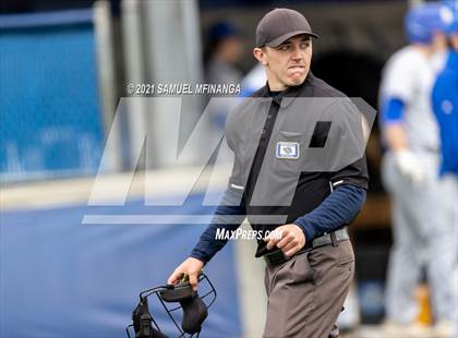 Thumbnail 3 in Omaha Westside vs. Lincoln East photogallery.