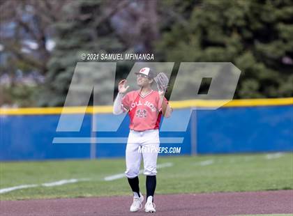 Thumbnail 2 in Omaha Westside vs. Lincoln East photogallery.