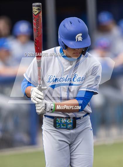 Thumbnail 1 in Omaha Westside vs. Lincoln East photogallery.