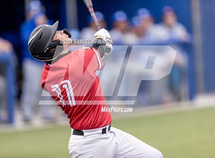 Thumbnail 1 in Omaha Westside vs. Lincoln East photogallery.