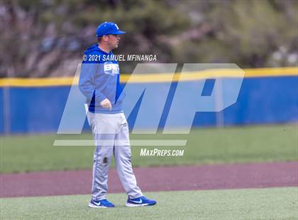 Thumbnail 2 in Omaha Westside vs. Lincoln East photogallery.