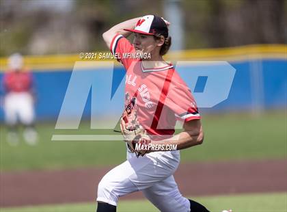 Thumbnail 2 in Omaha Westside vs. Lincoln East photogallery.
