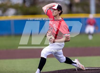 Thumbnail 2 in Omaha Westside vs. Lincoln East photogallery.