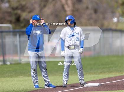 Thumbnail 3 in Omaha Westside vs. Lincoln East photogallery.