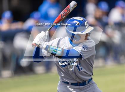 Thumbnail 1 in Omaha Westside vs. Lincoln East photogallery.