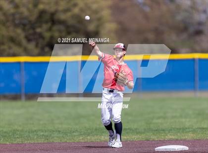 Thumbnail 2 in Omaha Westside vs. Lincoln East photogallery.