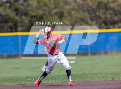 Thumbnail 1 in Omaha Westside vs. Lincoln East photogallery.