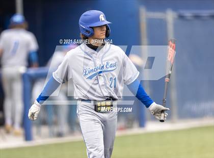 Thumbnail 2 in Omaha Westside vs. Lincoln East photogallery.