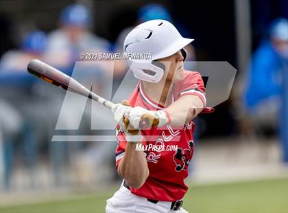 Thumbnail 1 in Omaha Westside vs. Lincoln East photogallery.